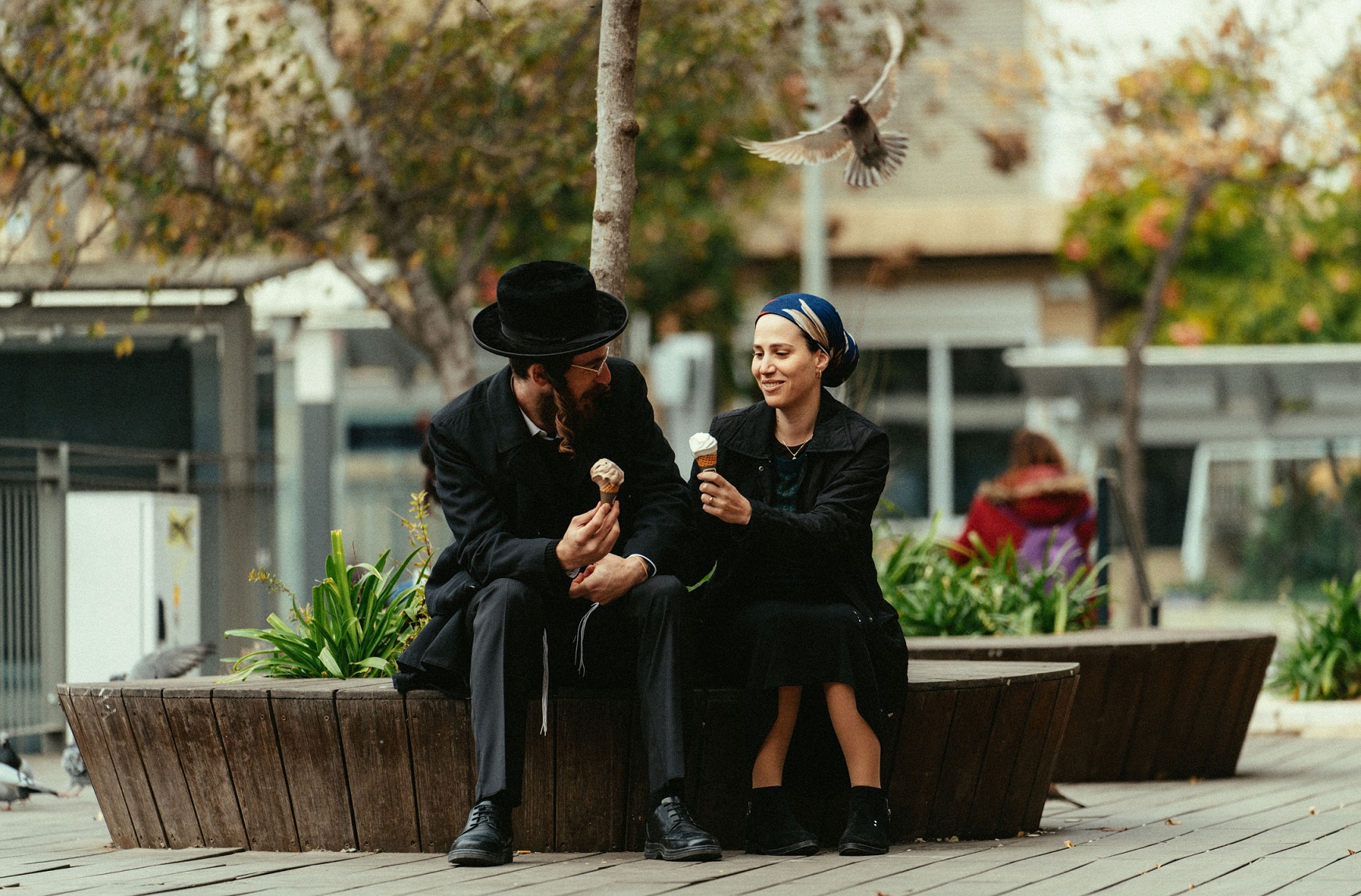 ״פינק ליידי״ של מינדי ארליך ביקורת